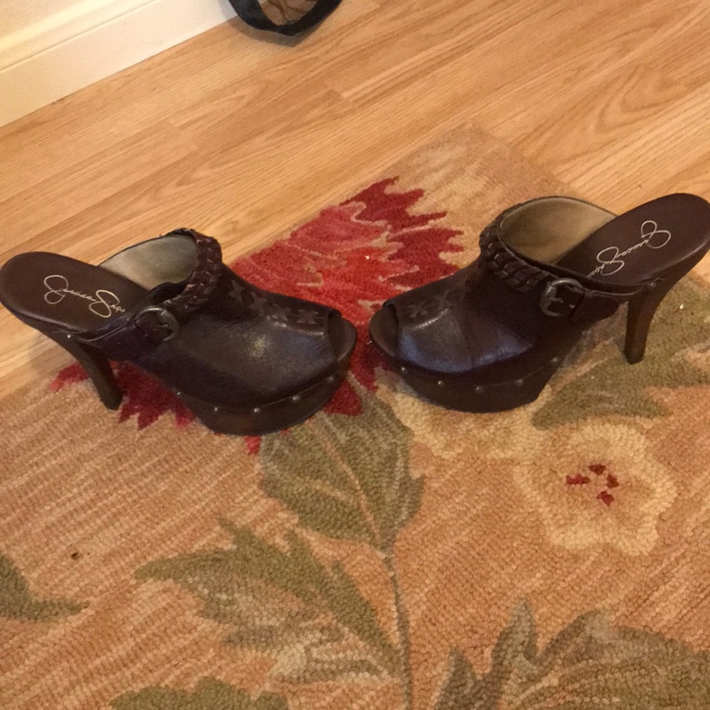 Chic heels - Picture 3 of 4